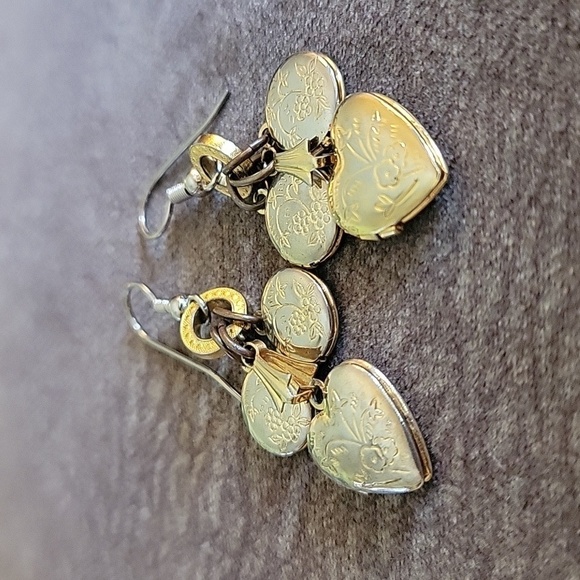 Two-tone Heart Locket Dangle Hook Earrings - Picture 3 of 4